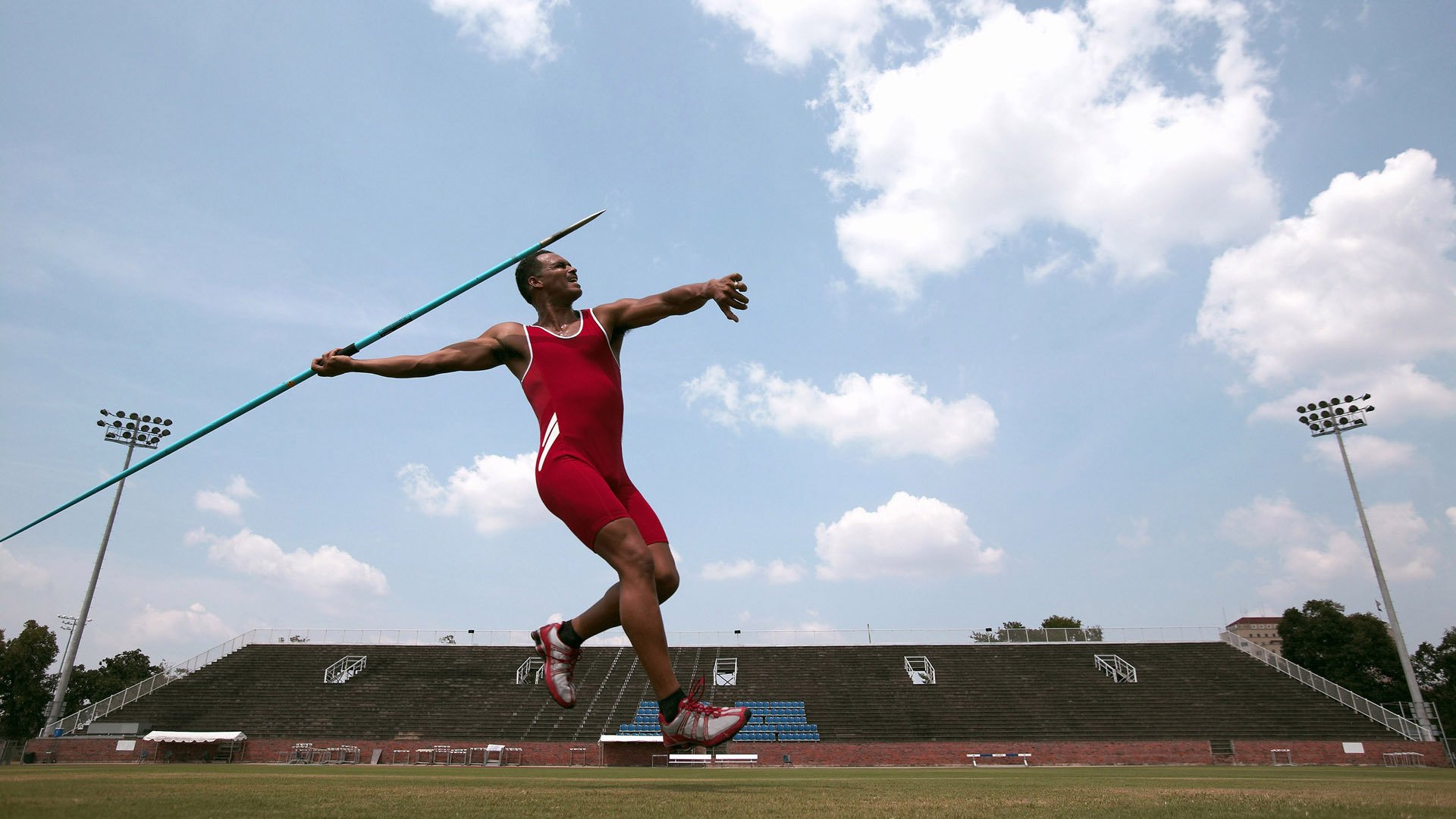 【训练项目】实用技巧提升母球控制能力，怎么让母球停在击球点