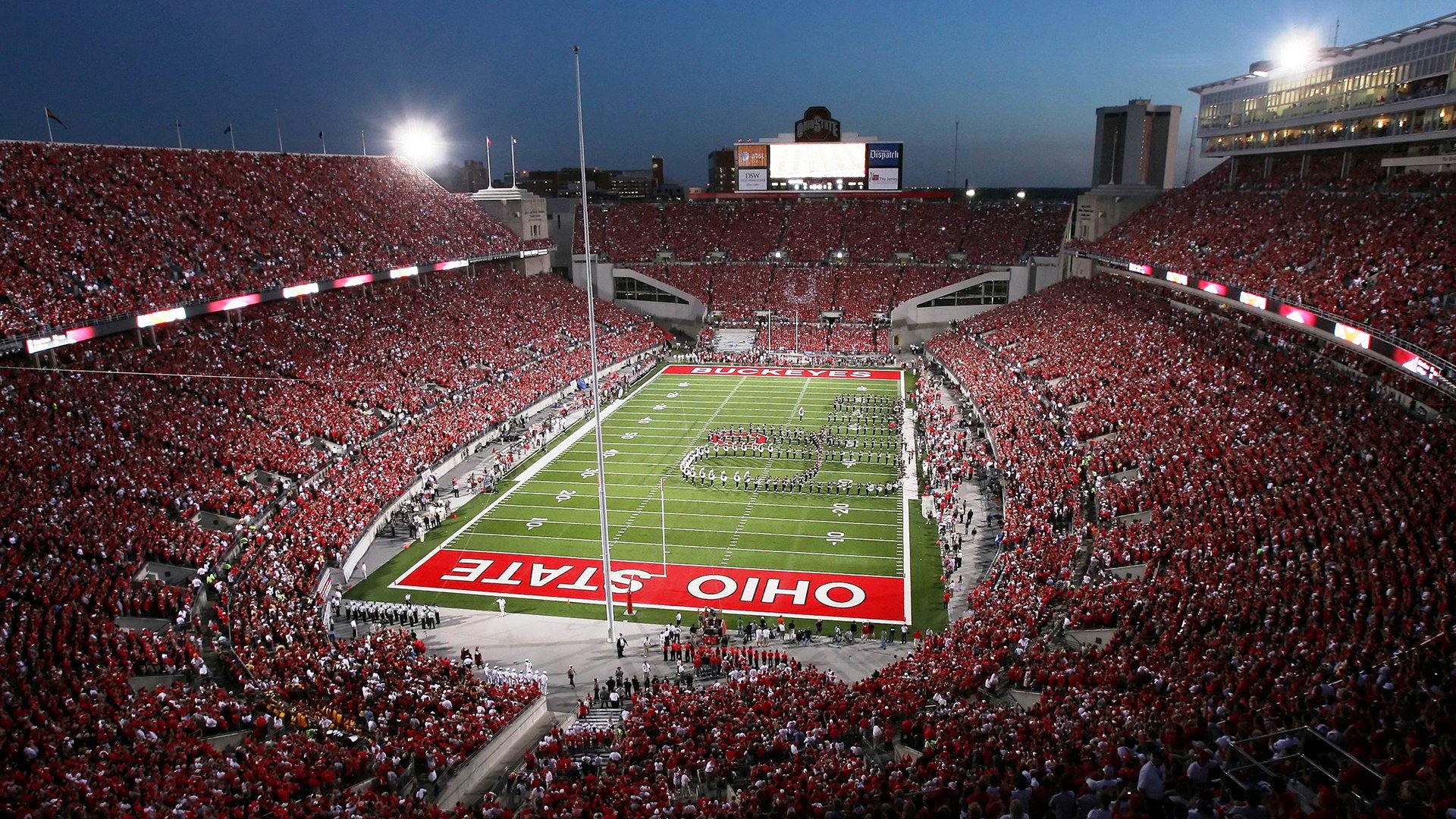 爱游戏体育在线app-跨界融合：足球与电子竞技“携手共赢”新局面，电竞和足球市场